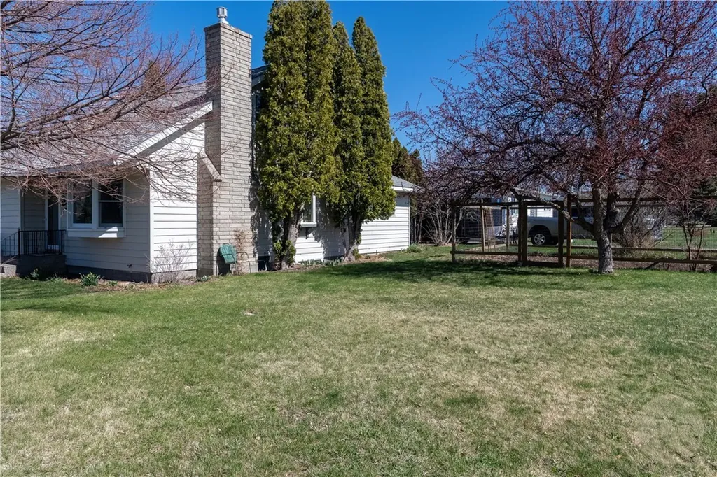 119 W 8th Avenue Big Timber MT 59011