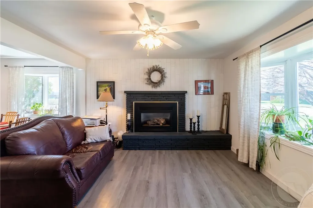 119 W 8th Avenue Big Timber MT 59011