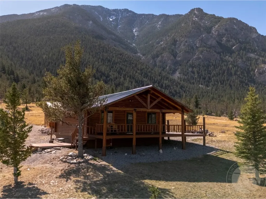15 Waldstein Lane Nye MT 59061