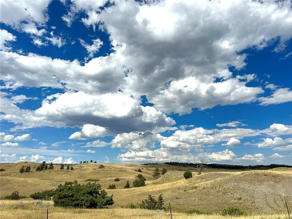 1058 Sweet Grass Road Big Timber MT 59011