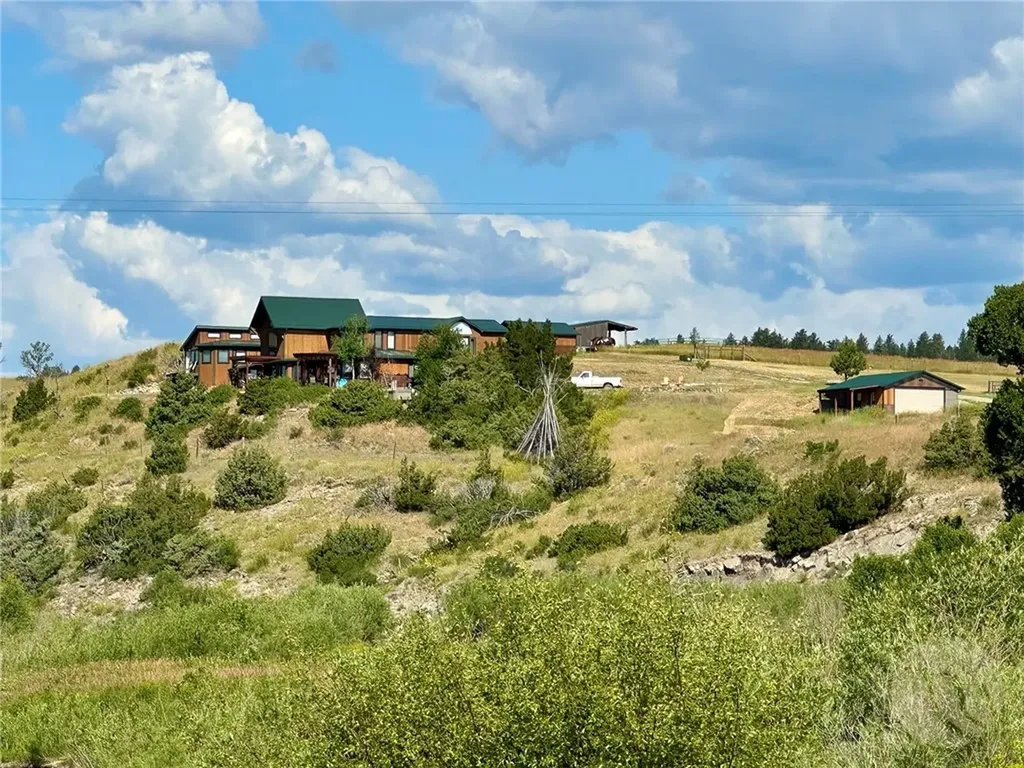 1058 Sweet Grass Road Big Timber MT 59011