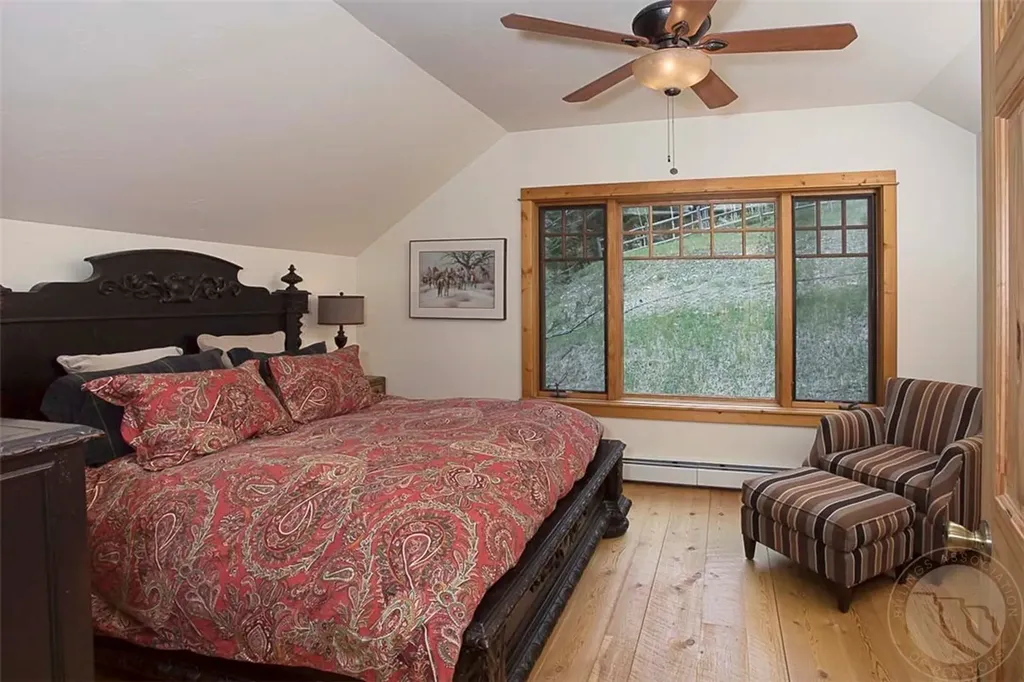 94 Sheep Mountain Road (w/ 614 Ac State Lease) Red Lodge MT 59068