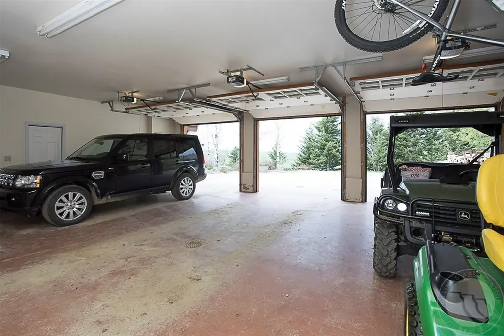 94 Sheep Mountain Road (w/ 614 Ac State Lease) Red Lodge MT 59068
