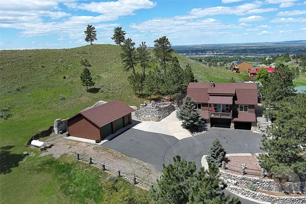 4328 Trailmaster Drive Billings MT 56101