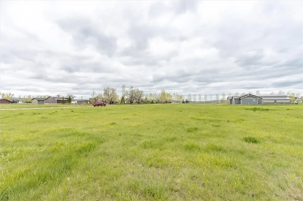 00 Rodeo Drive Park City MT 59063