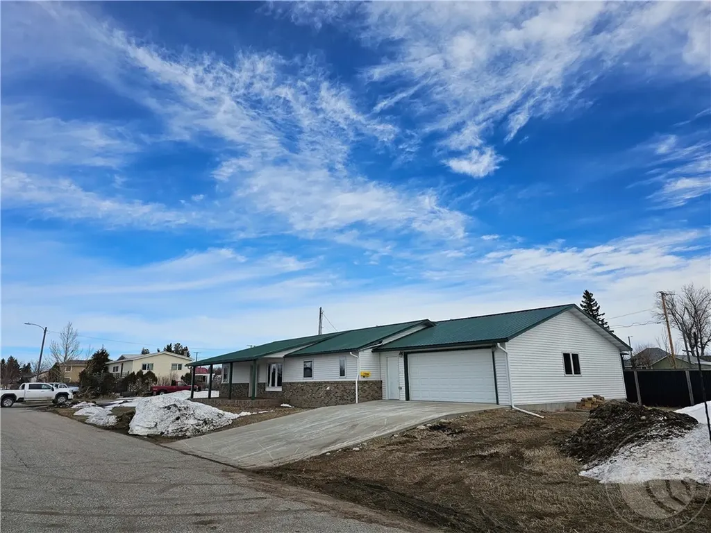 603 W 3rd Big Timber MT 59011