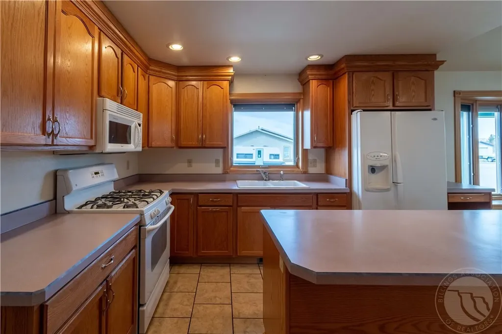 603 W 3rd Big Timber MT 59011