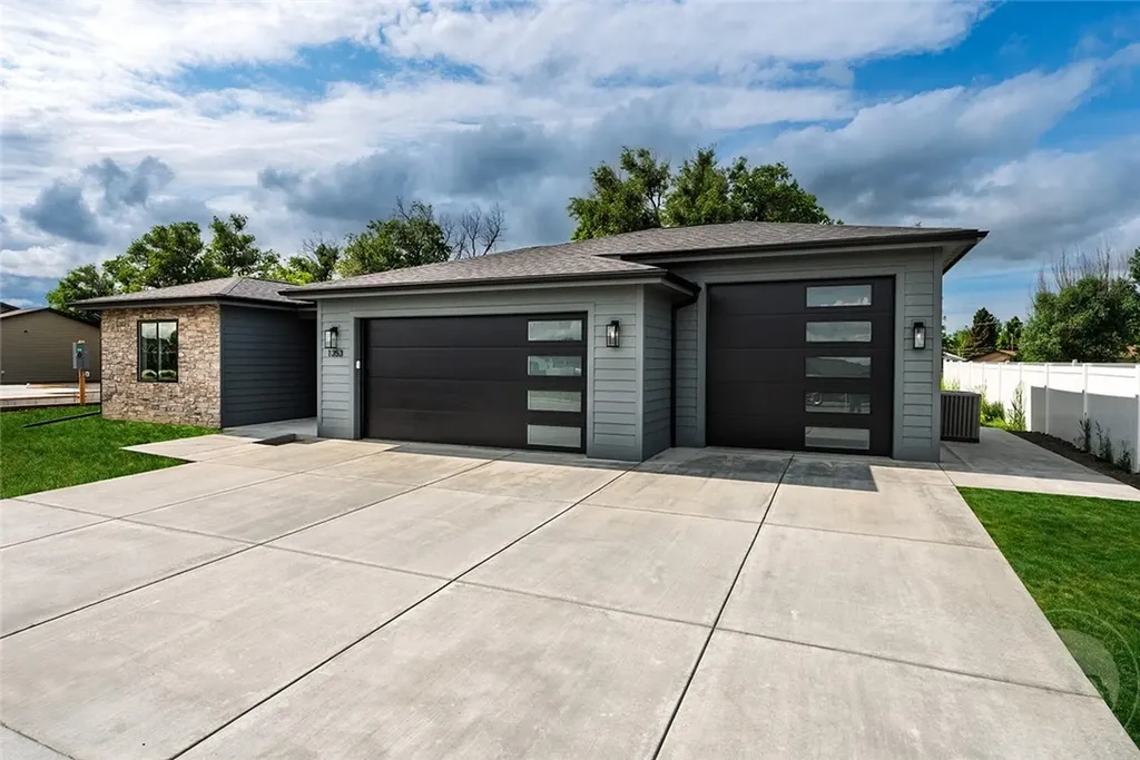 1353 Tania Circle Billings MT 59105