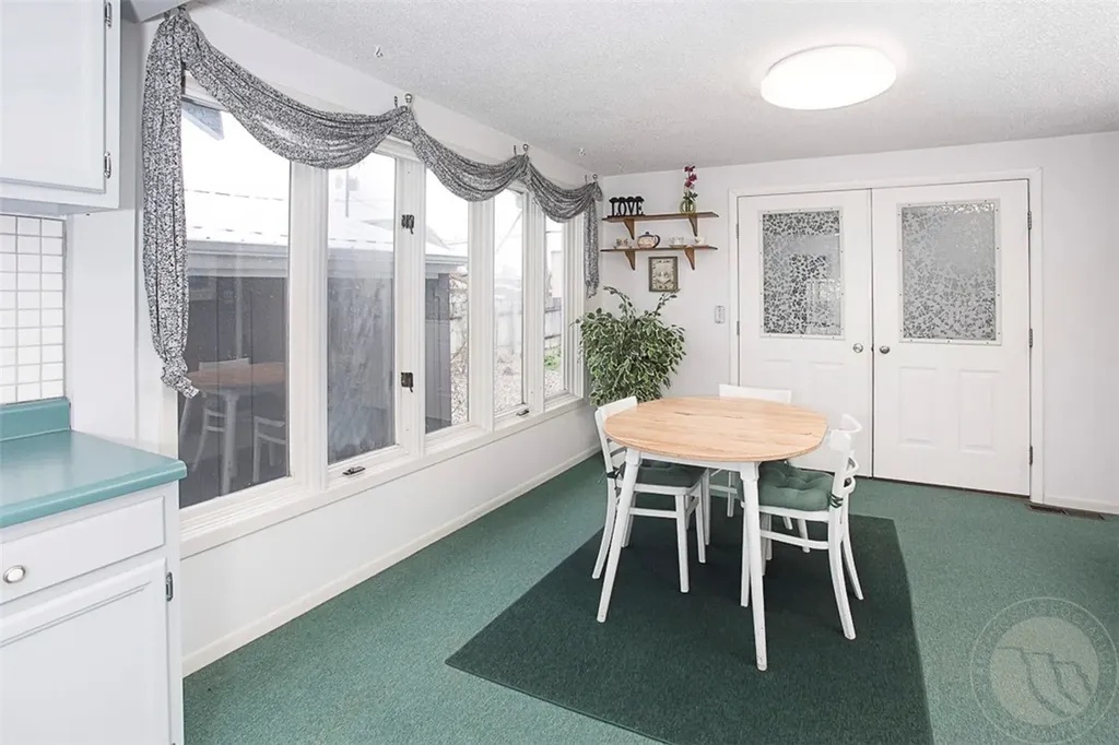615 N Custer Avenue Hardin MT 59034