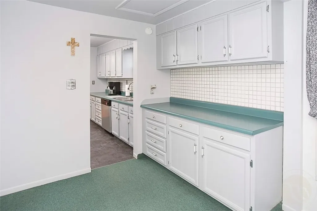 615 N Custer Avenue Hardin MT 59034