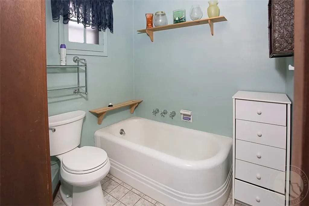 615 N Custer Avenue Hardin MT 59034