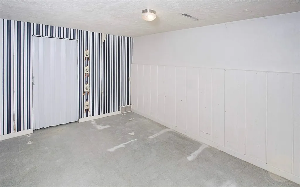 615 N Custer Avenue Hardin MT 59034