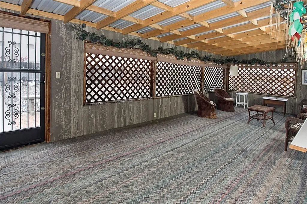 615 N Custer Avenue Hardin MT 59034