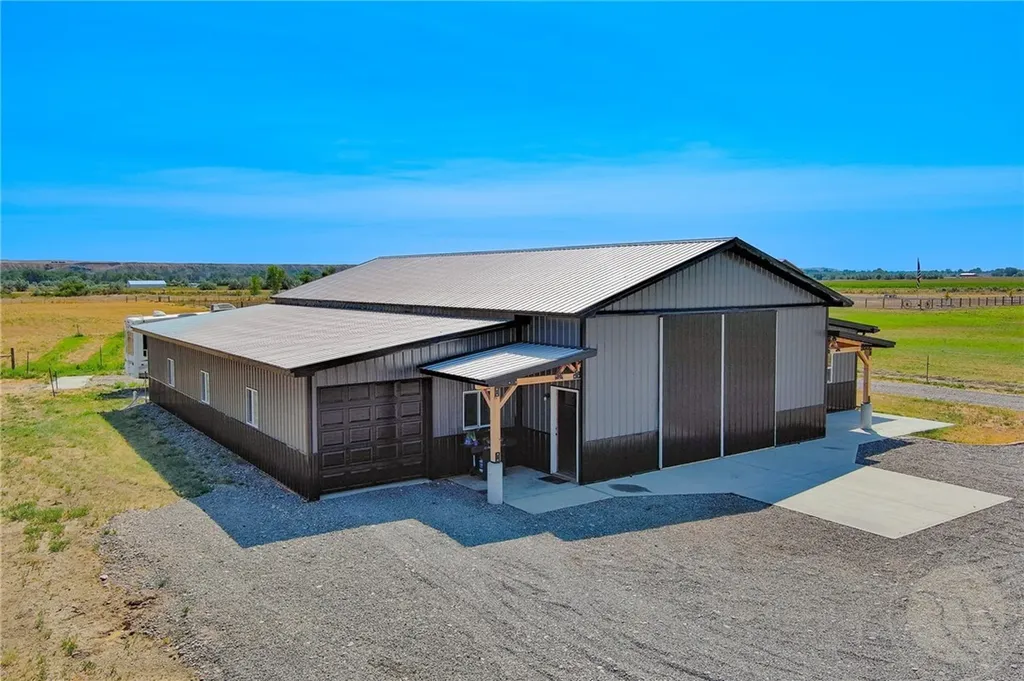 2140 Center Road Hardin MT 59034