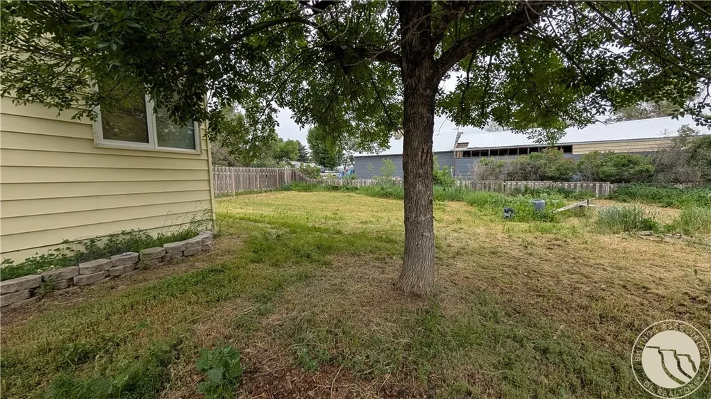 103 N Central Avenue Fairview MT 59221