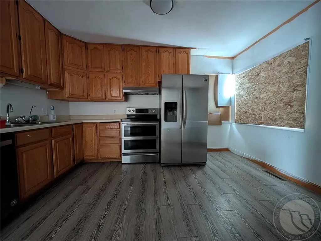 103 N Central Avenue Fairview MT 59221