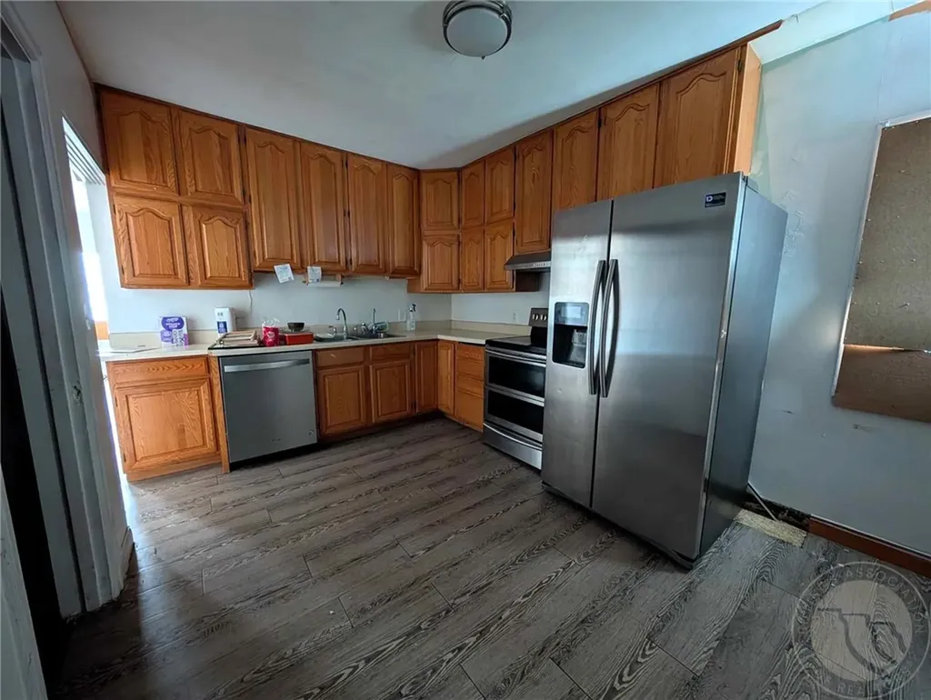 103 N Central Avenue Fairview MT 59221