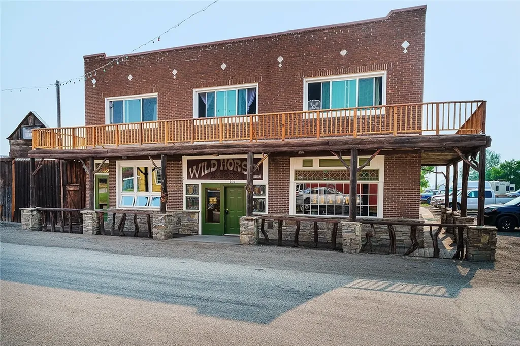 201 North Division Street Reed Point MT 59069