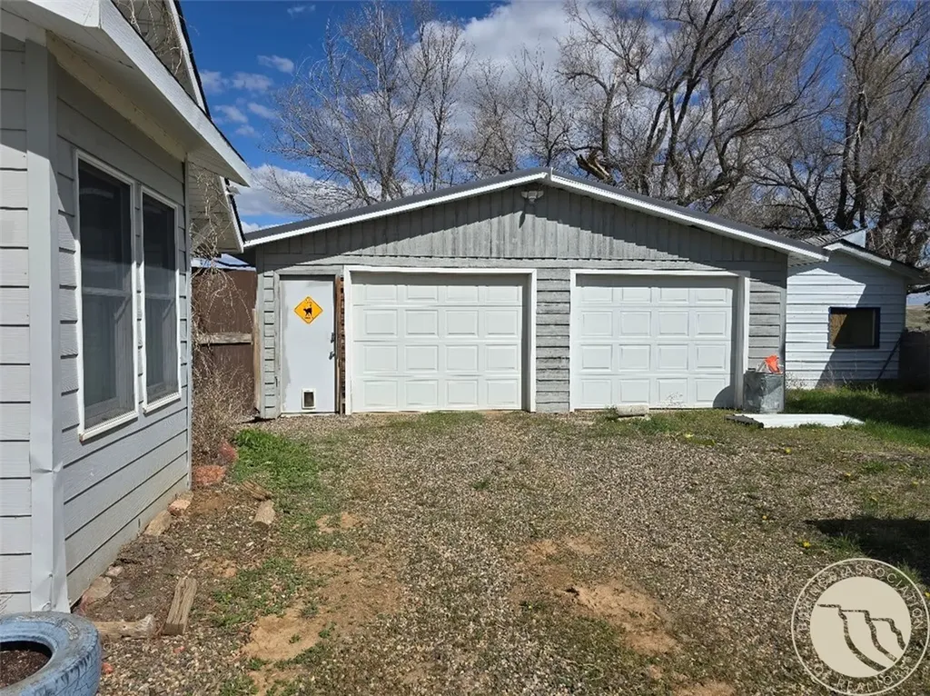 6 S 4th Street Plevna MT 59344
