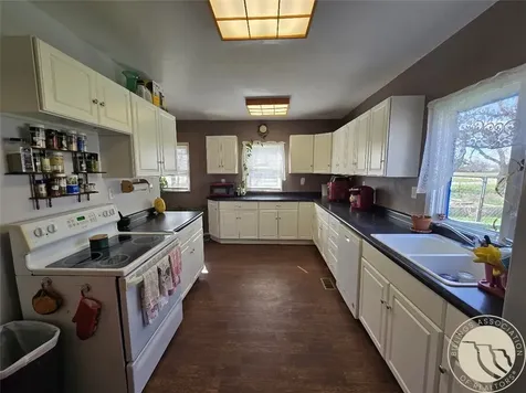 6 S 4th Street Plevna MT 59344