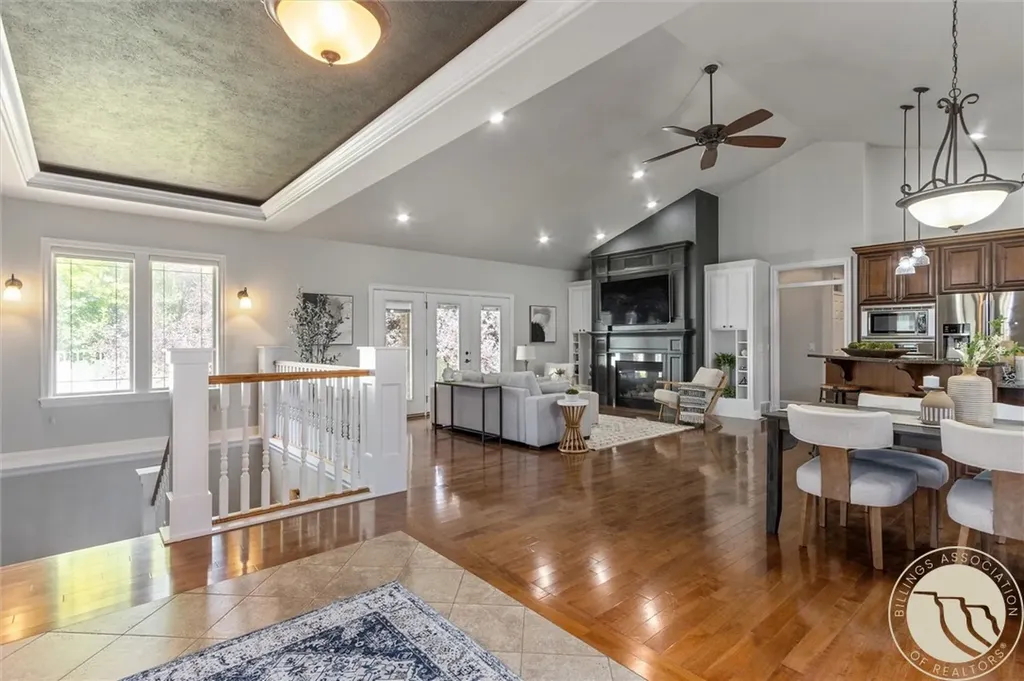 3965 Woodcreek Billings MT 59106