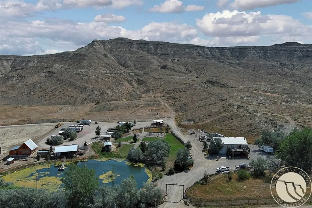 147 Musgrave Road (beartrap Ranch) Belfry MT 59008