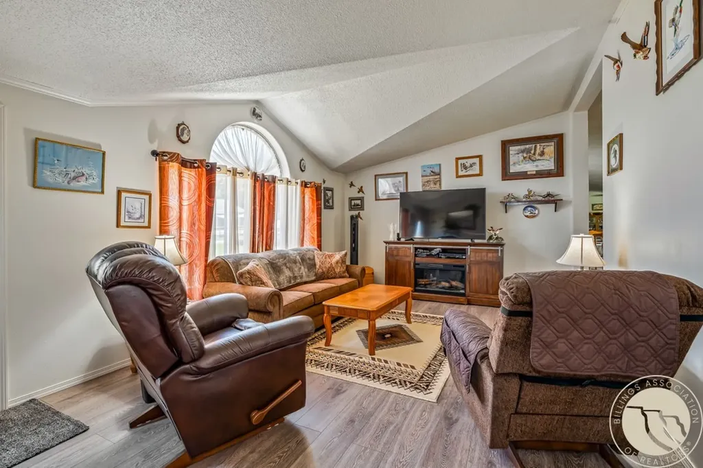 12 Avis Street Absarokee MT 59001