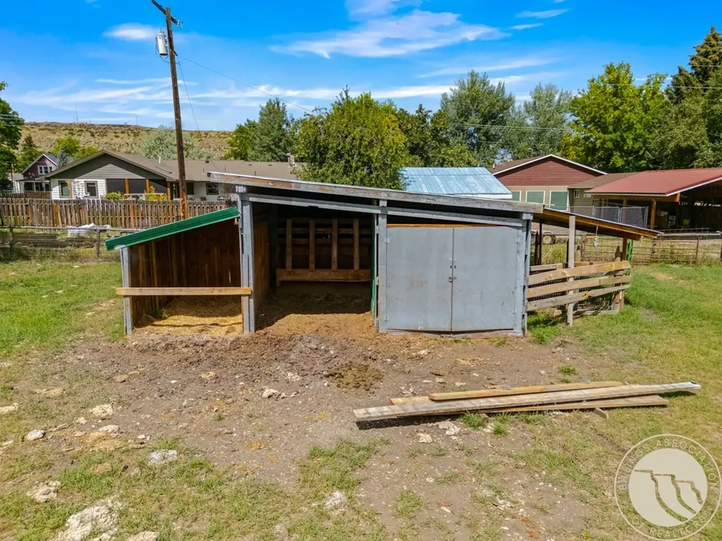 12 Avis Street Absarokee MT 59001