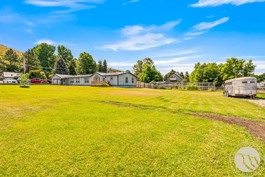 12 Avis Street Absarokee MT 59001