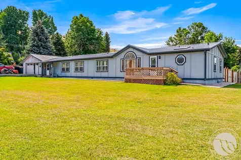 12 Avis Street Absarokee MT 59001
