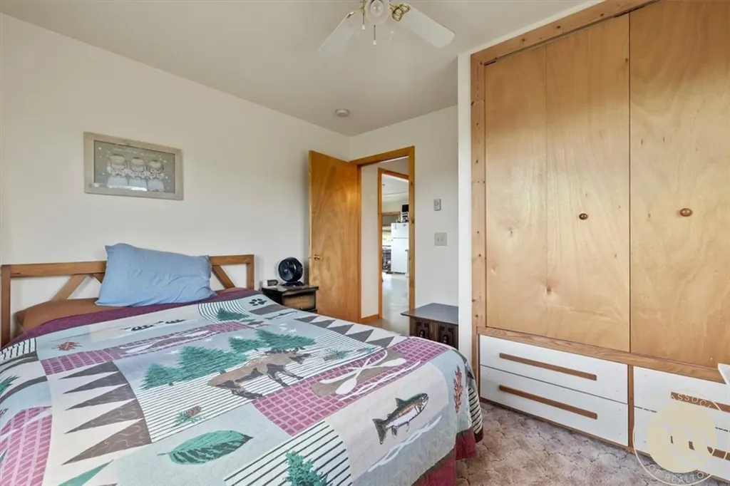28 Travois Trail Fishtail MT 59028