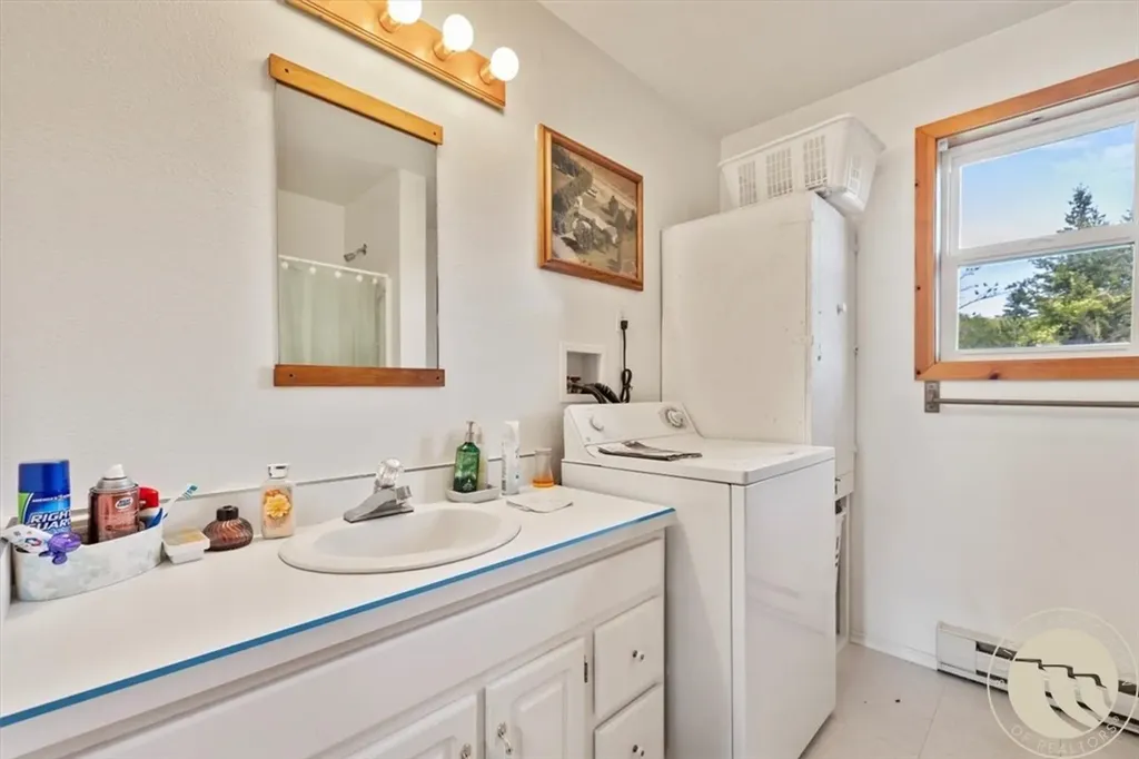 28 Travois Trail Fishtail MT 59028