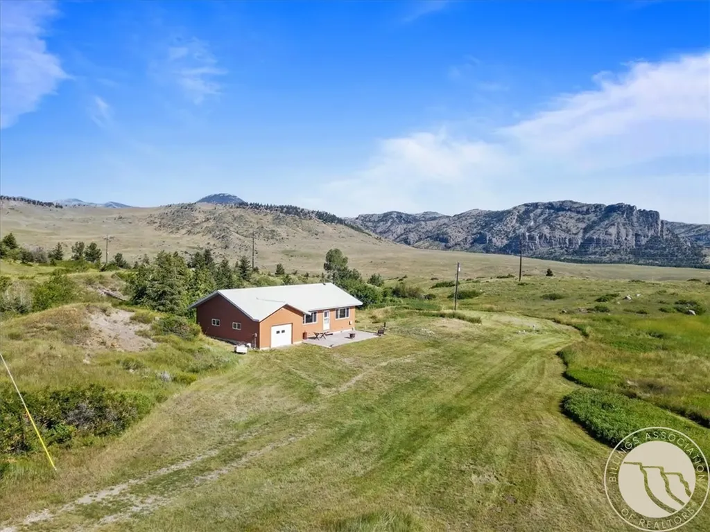 28 Travois Trail Fishtail MT 59028