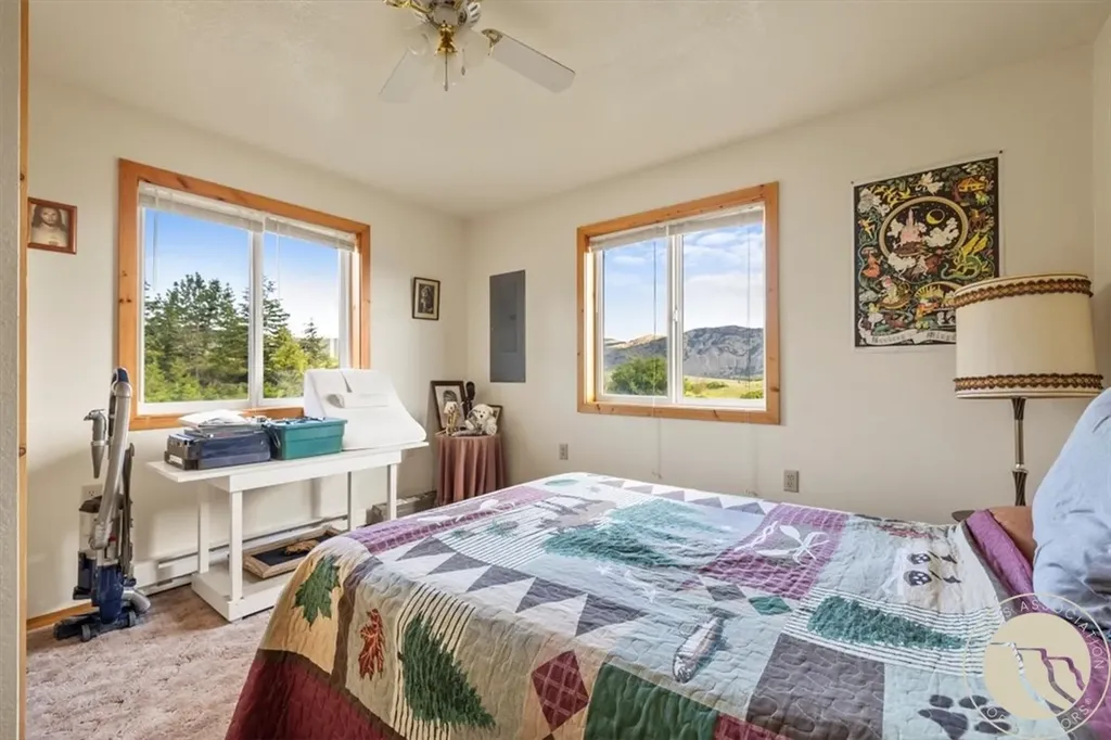 28 Travois Trail Fishtail MT 59028