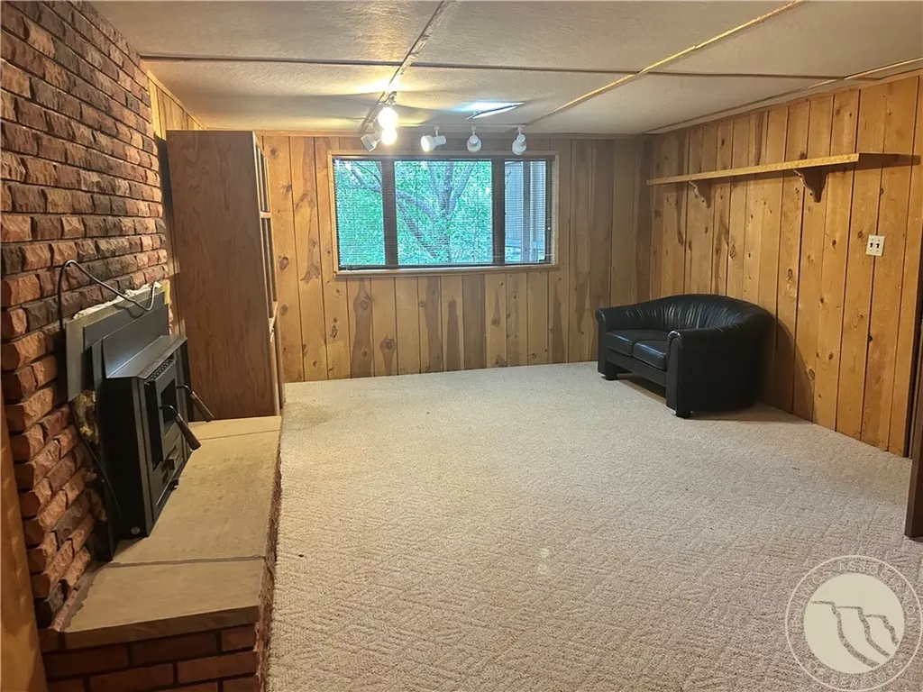 3005 Edmond Street Billings MT 59102