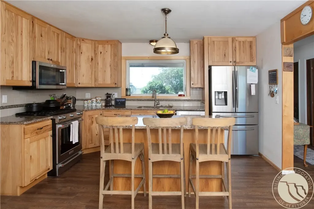 926 Vanzandt Road Hardin MT 59034