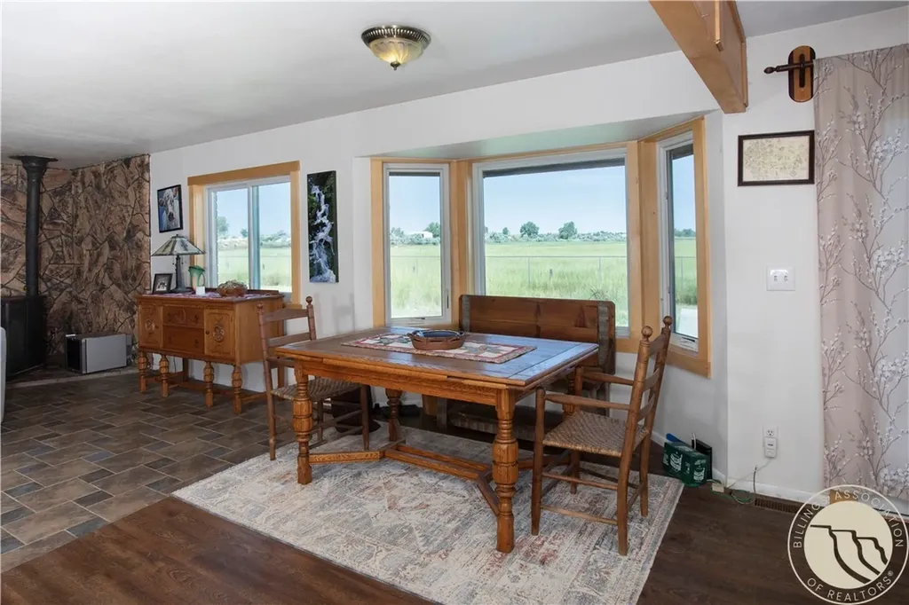 926 Vanzandt Road Hardin MT 59034