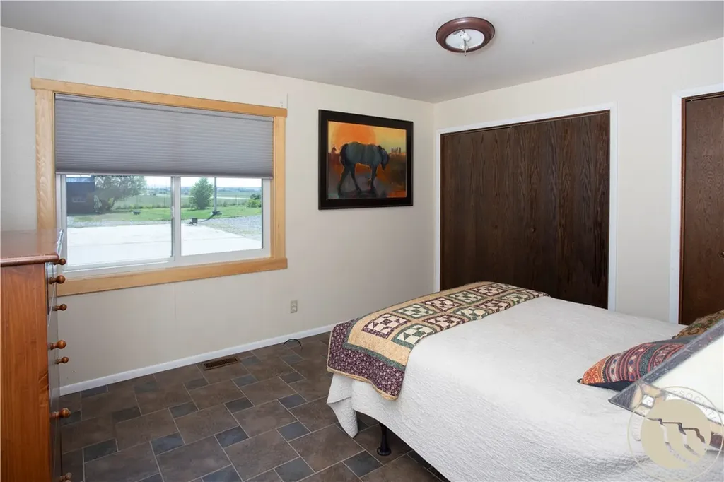 926 Vanzandt Road Hardin MT 59034