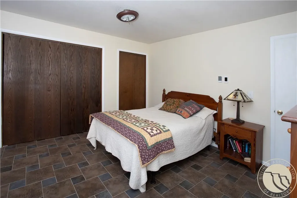 926 Vanzandt Road Hardin MT 59034