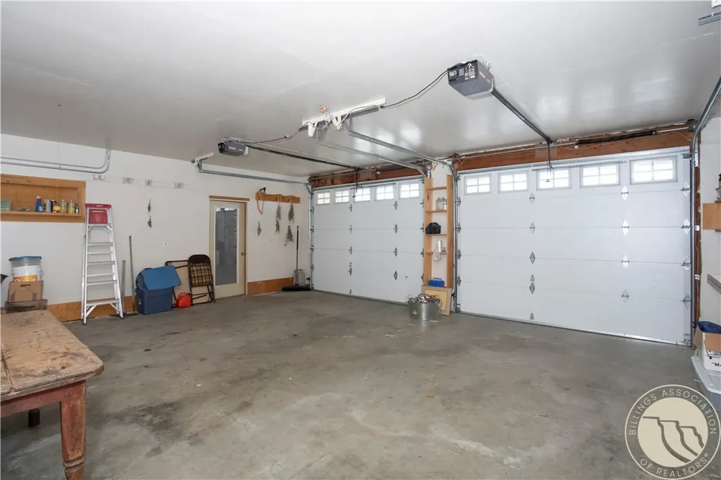926 Vanzandt Road Hardin MT 59034
