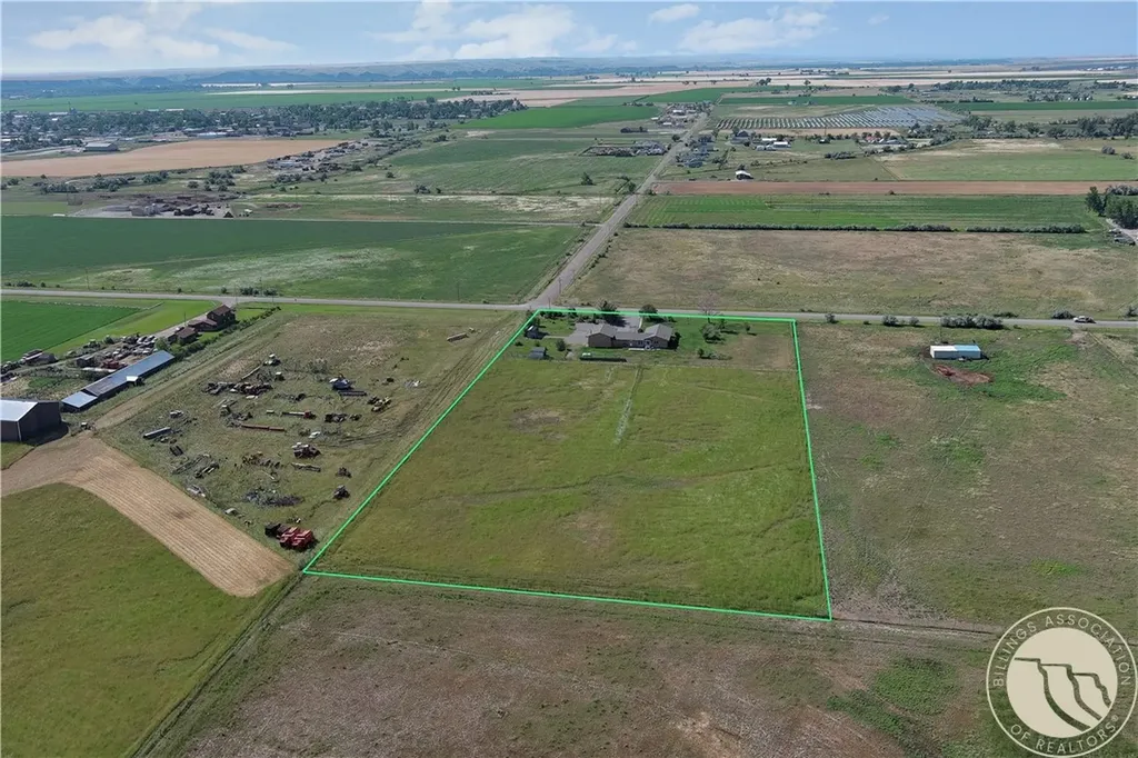 926 Vanzandt Road Hardin MT 59034