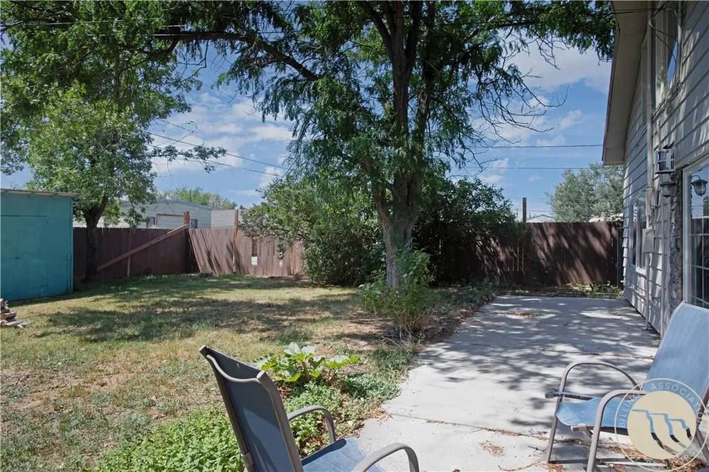 702 2nd W Hardin MT 59034
