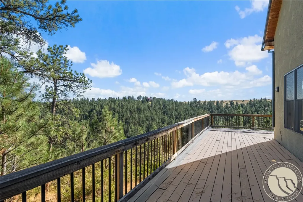 91 Upper Hawk Valley Road Columbus MT 59019