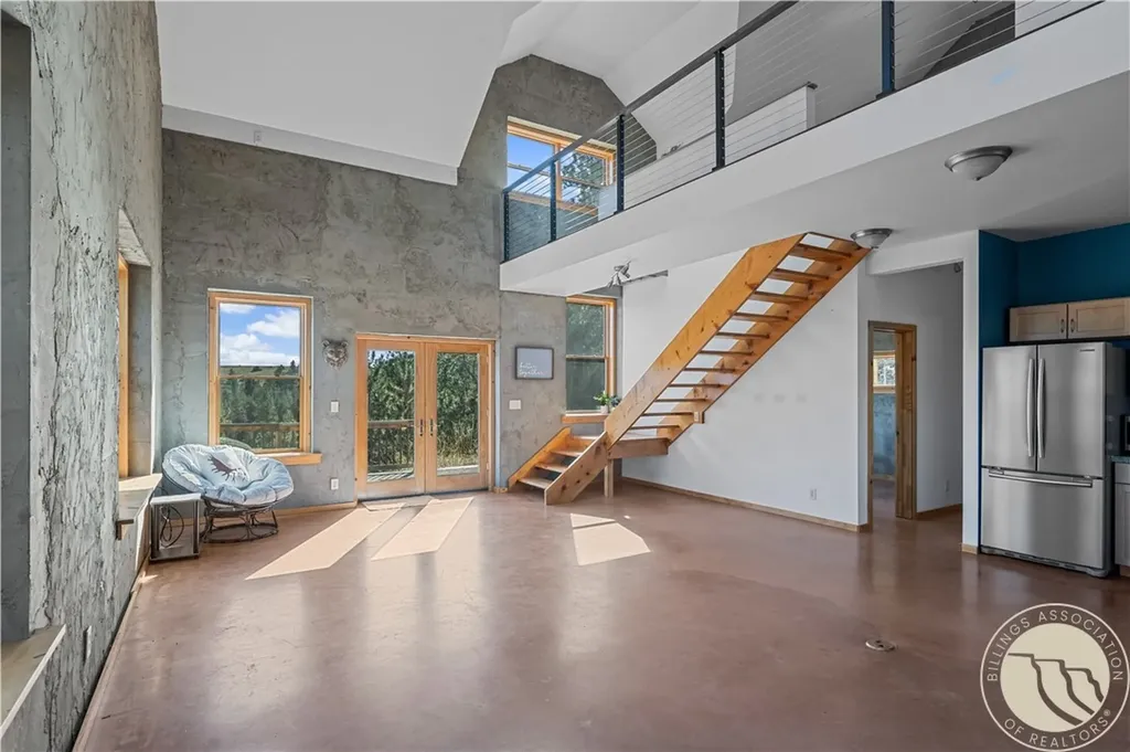 91 Upper Hawk Valley Road Columbus MT 59019