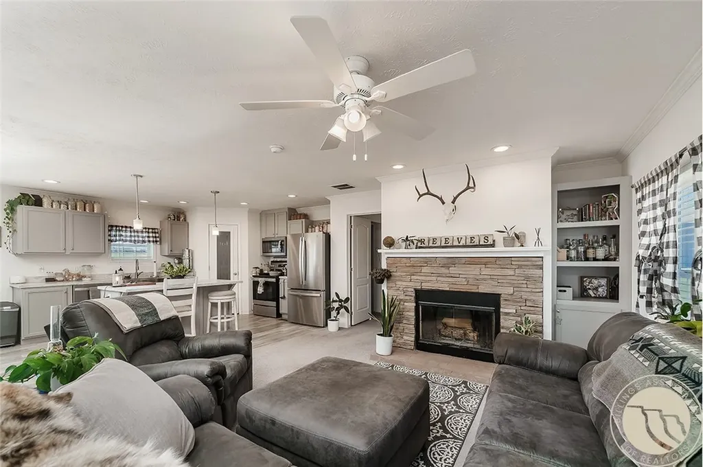 3641 Lynette Lane Huntley MT 59037