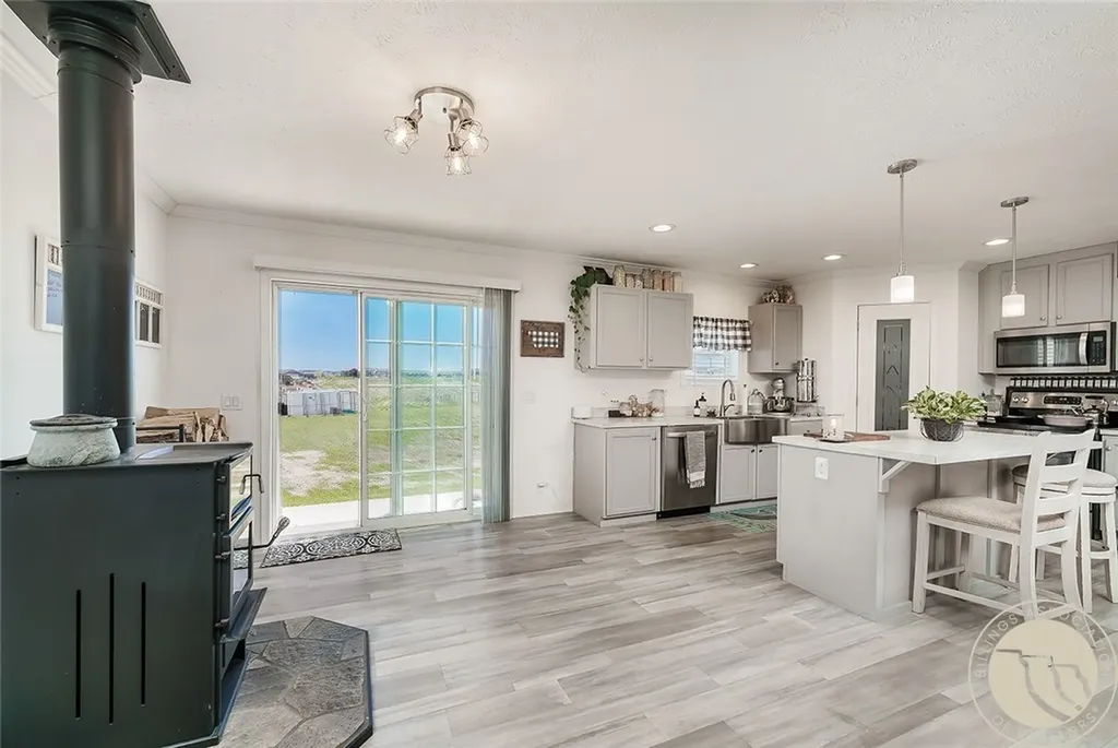 3641 Lynette Lane Huntley MT 59037
