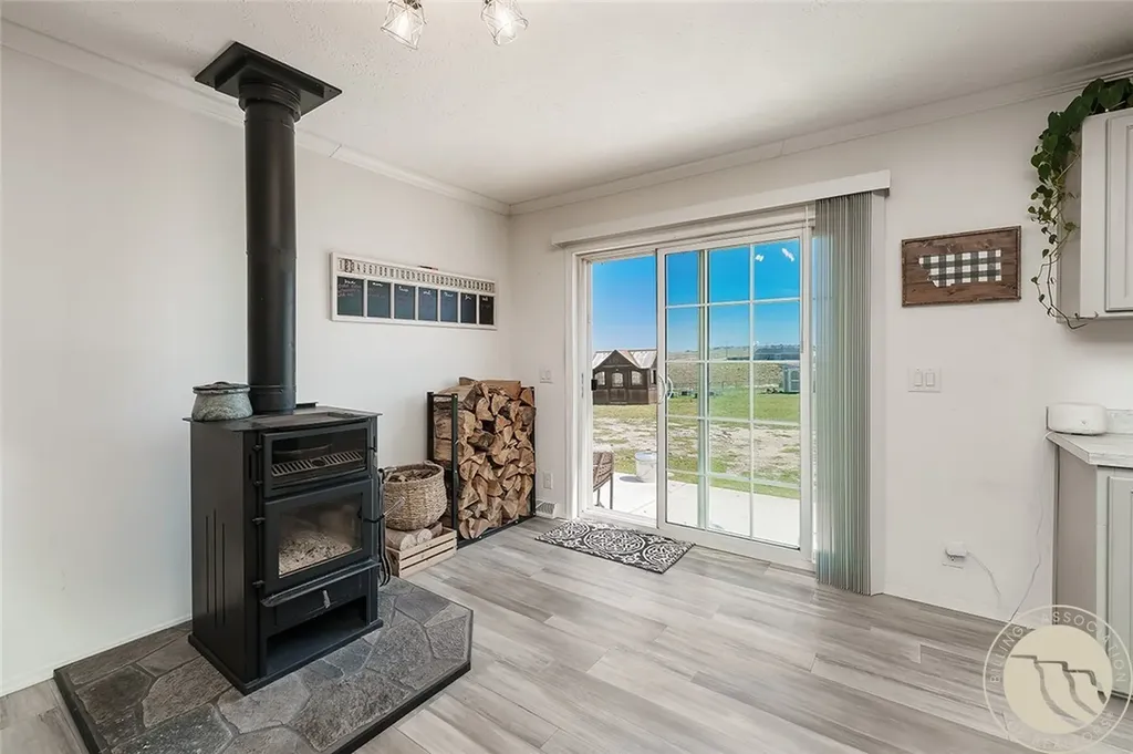 3641 Lynette Lane Huntley MT 59037