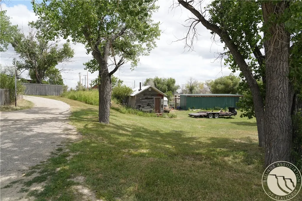603 Wheatland Avenue S Harlowton MT 59036