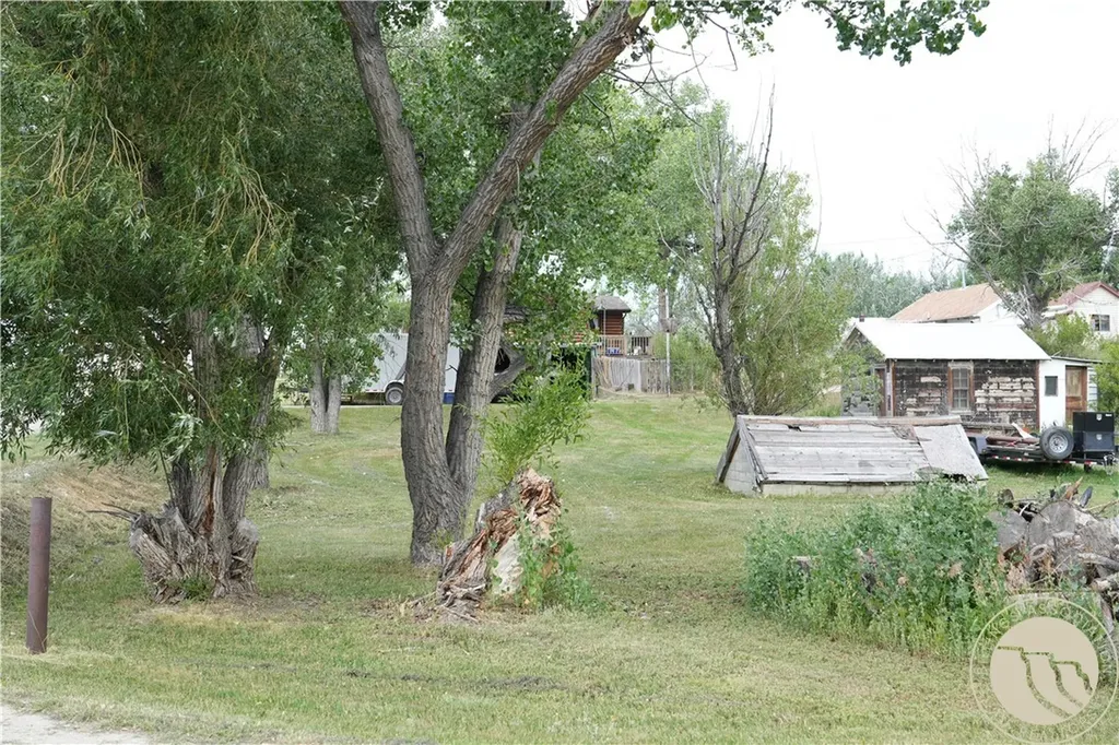 603 Wheatland Avenue S Harlowton MT 59036