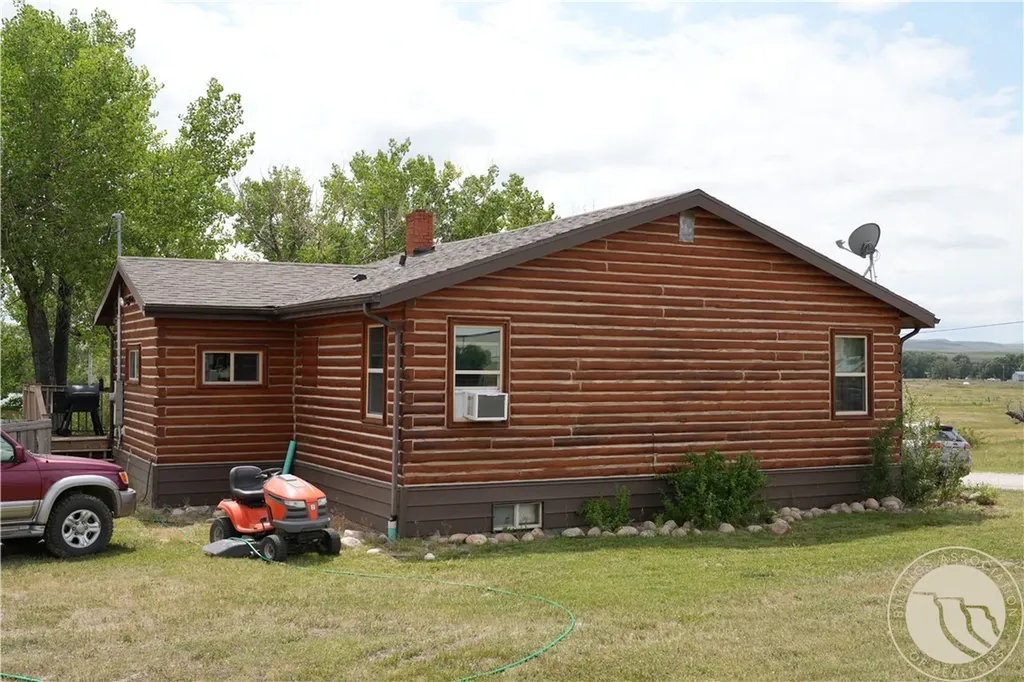 603 Wheatland Avenue S Harlowton MT 59036